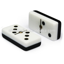 Double Six Black Paint Double-Decker Domino con caja de madera